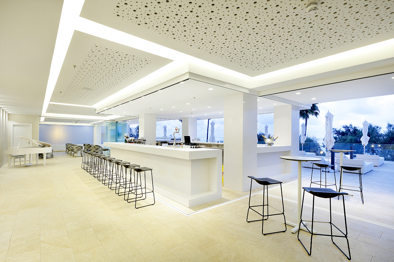 002_alta_Talayot Bar Chill Out.jpg